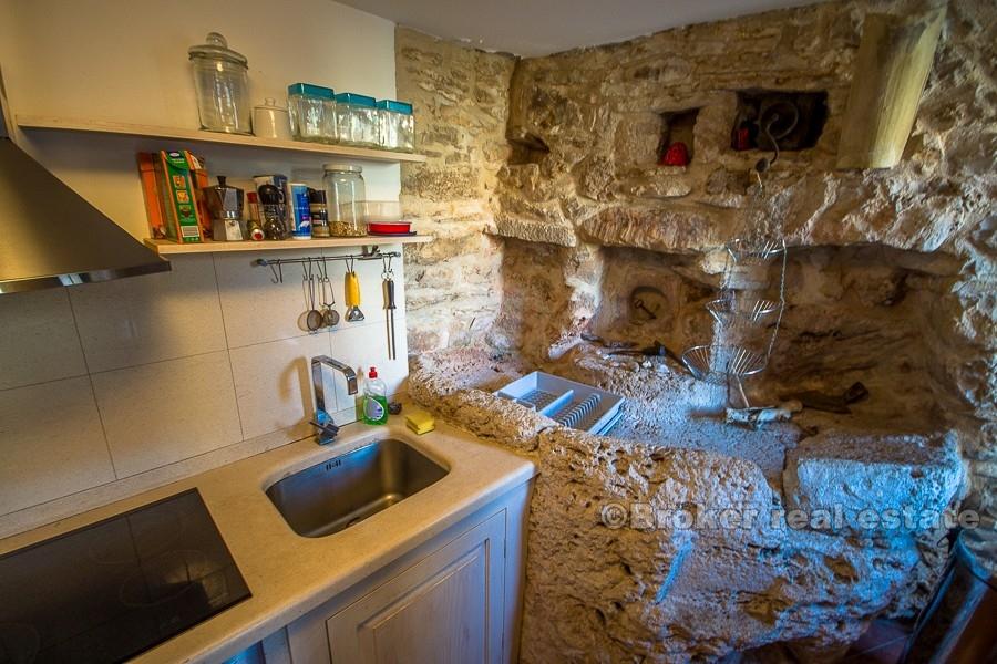 Øya Brac - Dalmatian steinhus