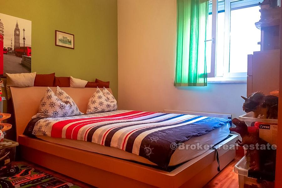 Split - Wygodne i ładne mieszkanie z trzema sypialniami