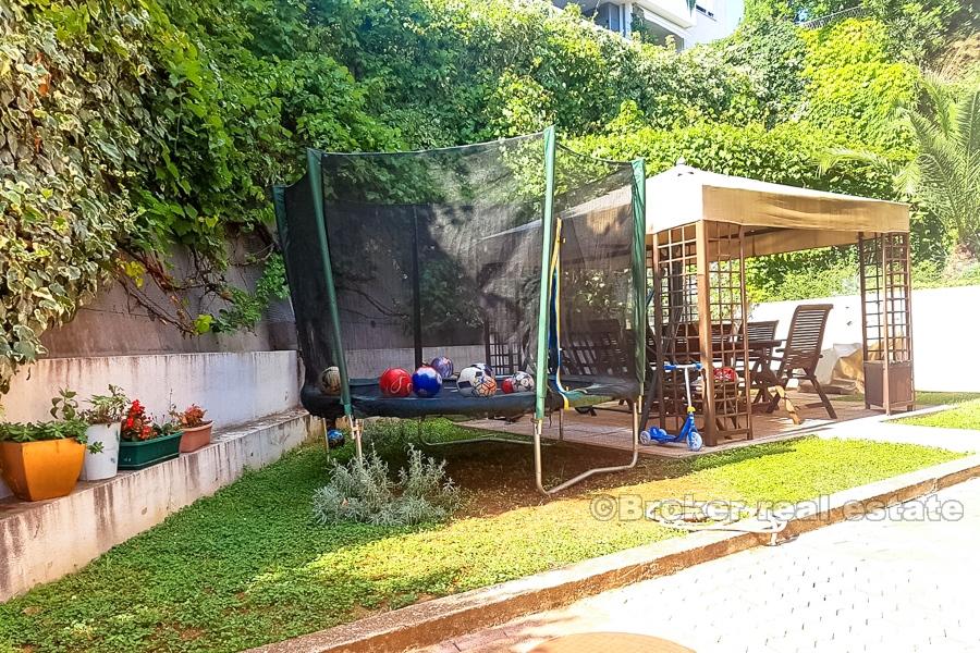 Split - Wygodne i ładne mieszkanie z trzema sypialniami