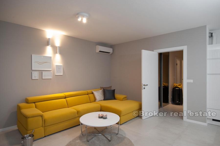 Split - Two bedroom apartment, sea view, long rent