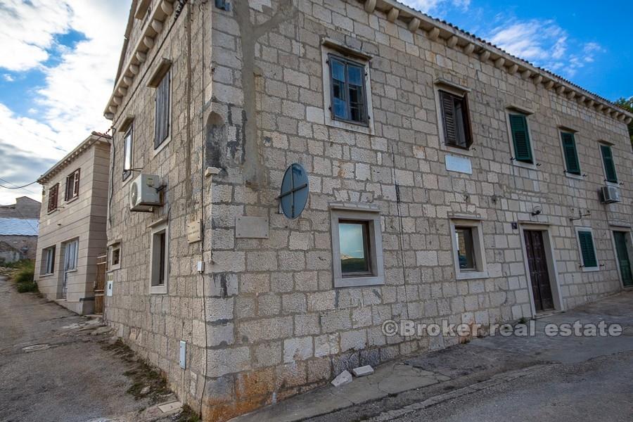 isola di Brac - Casa in pietra con vista sul mare