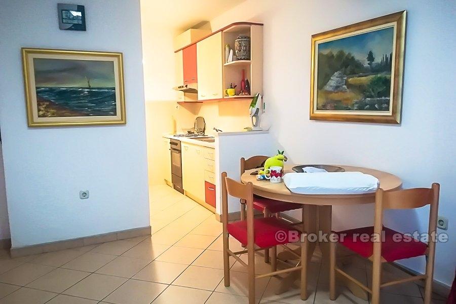 Split, Mertojak, komfortní apartmán se dvěma ložnicemi
