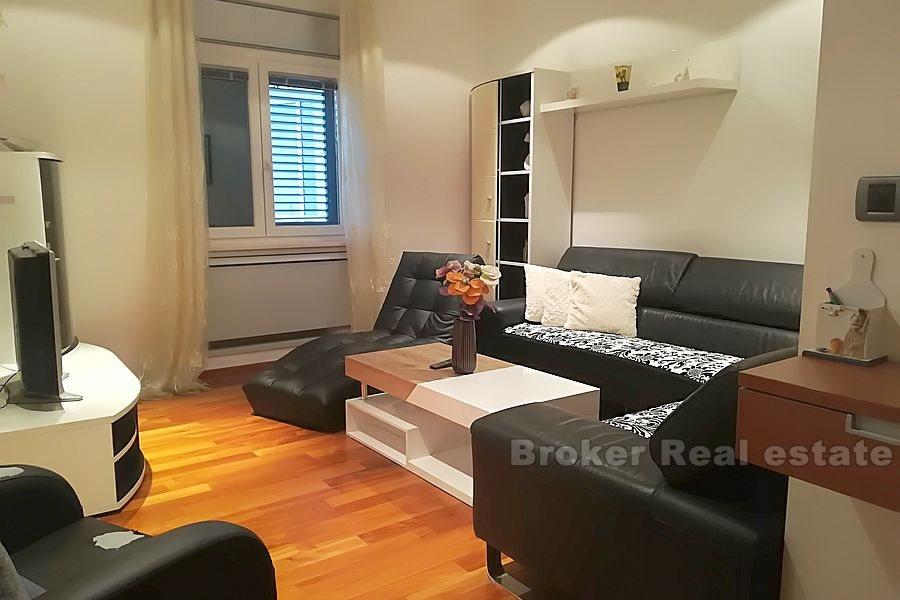 Split, krásně zařízený dvoupokojový apartmán