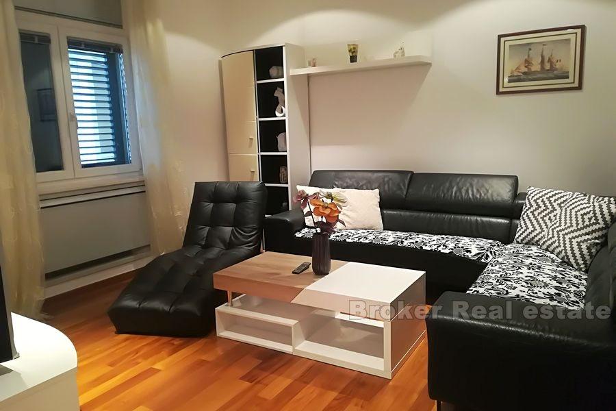 Split, pięknie urządzony apartament z dwiema sypialniami