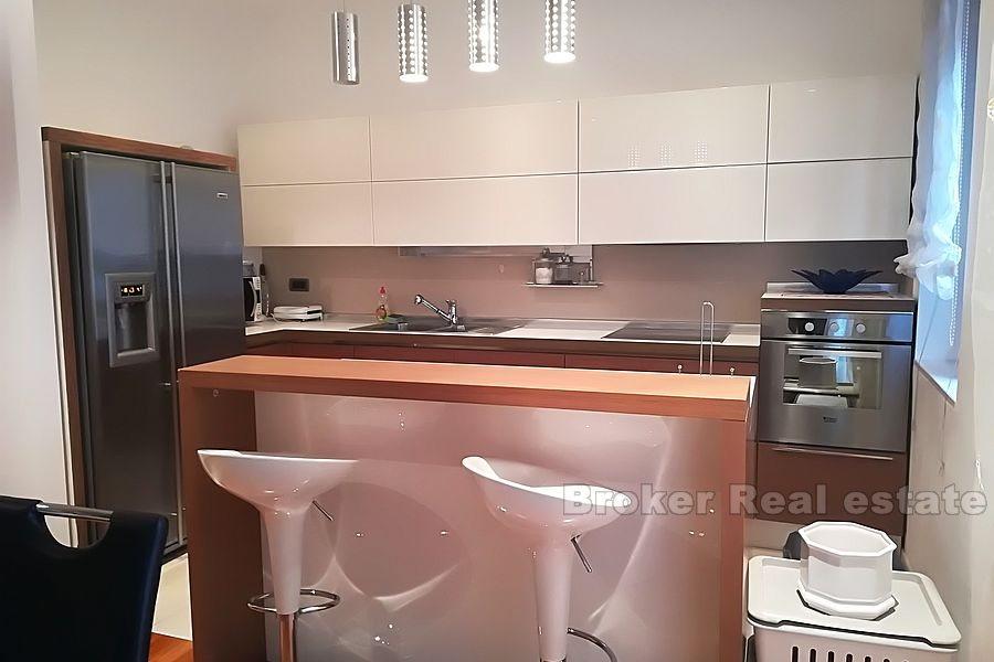 Split, pięknie urządzony apartament z dwiema sypialniami