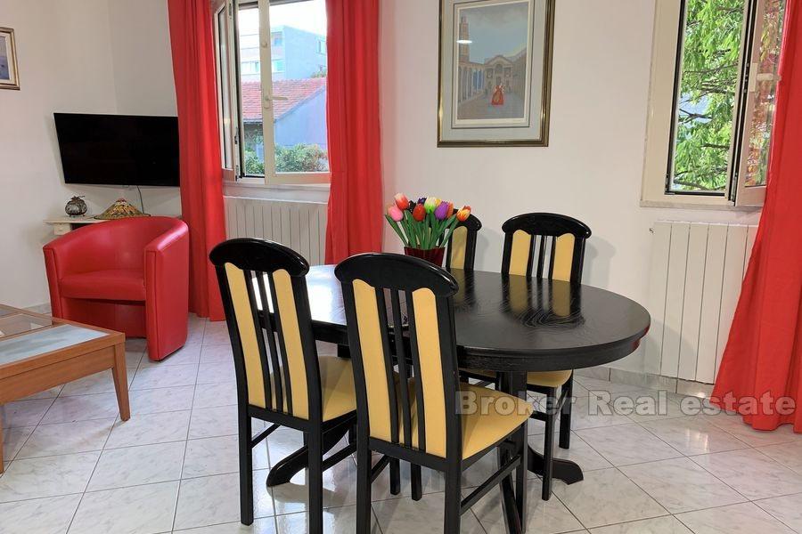 Split, Zenta, bekväm, fullt möblerad lägenhet