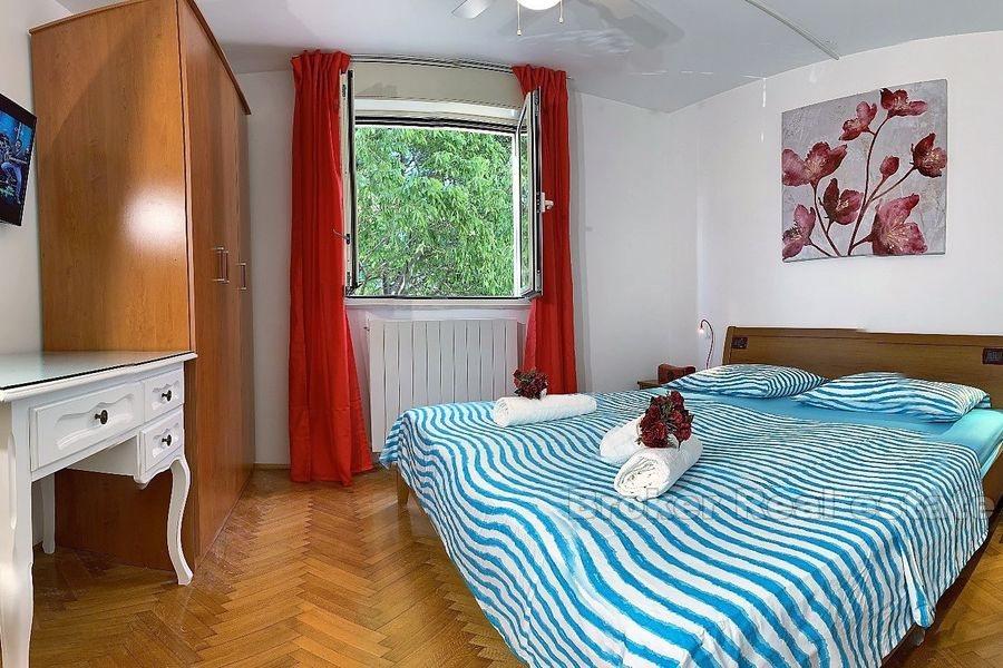Split, Zenta, bekväm, fullt möblerad lägenhet