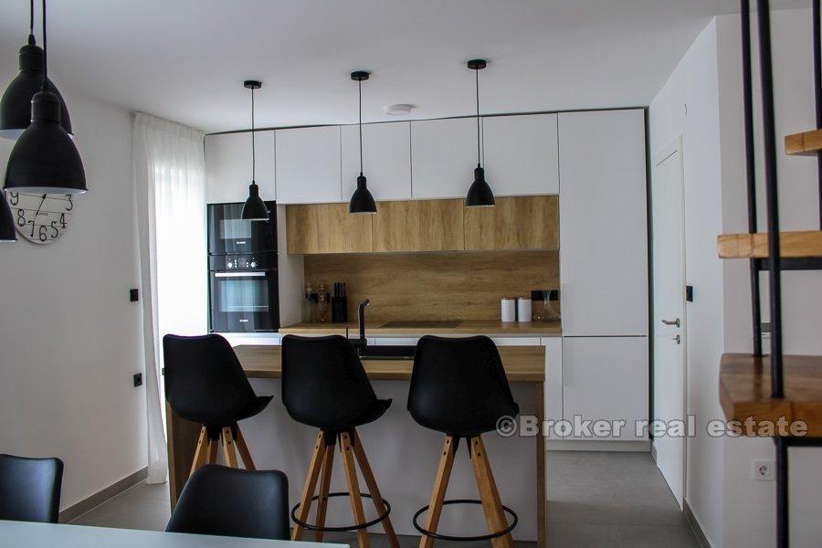 Split, Bol, dvoupatrový penthouse