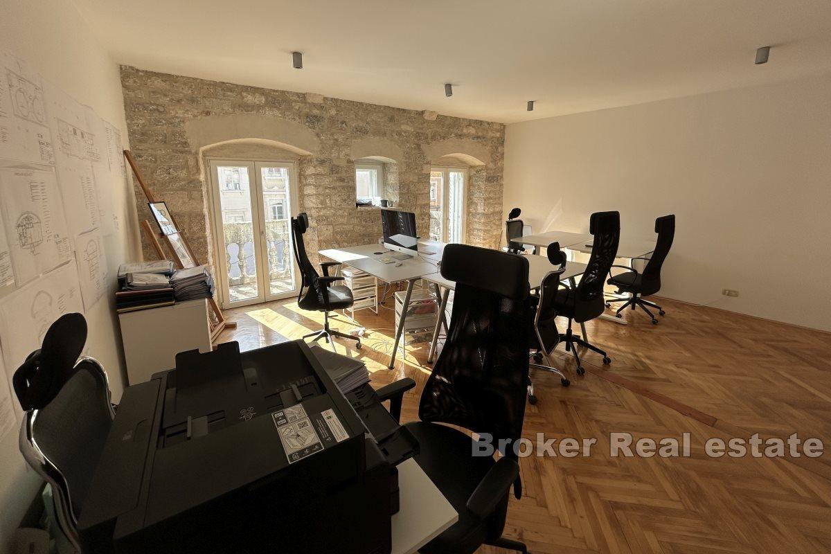 Split, centrum, byt na tři podlaží v centru