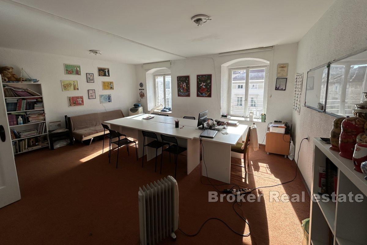 Split, centrum, byt na tři podlaží v centru