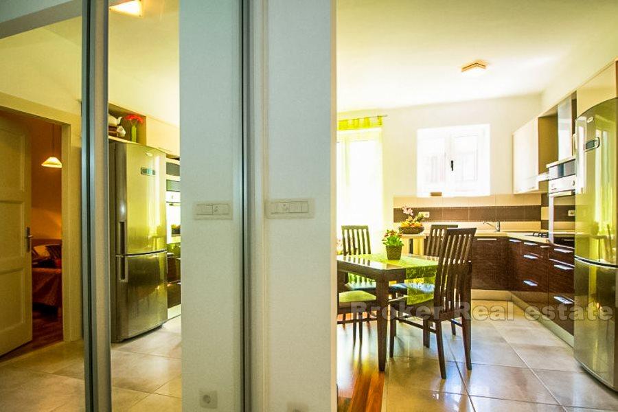 Split, zařízený byt, k dlouhodobému pronájmu