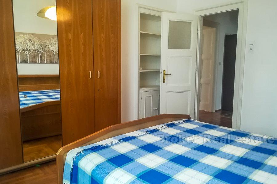 Split sentrum, Manus, komfortabel leilighet, til leie