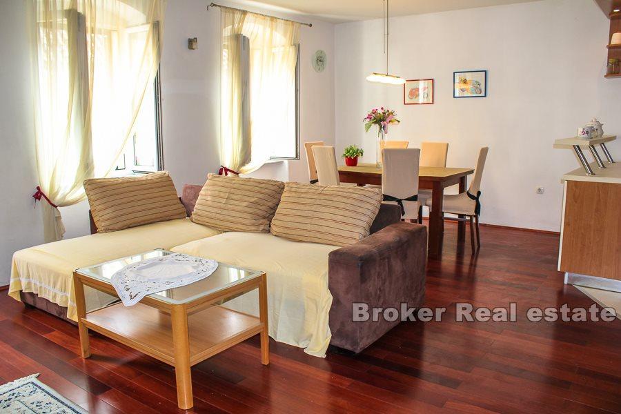 Split, Center, appartement de trois chambres