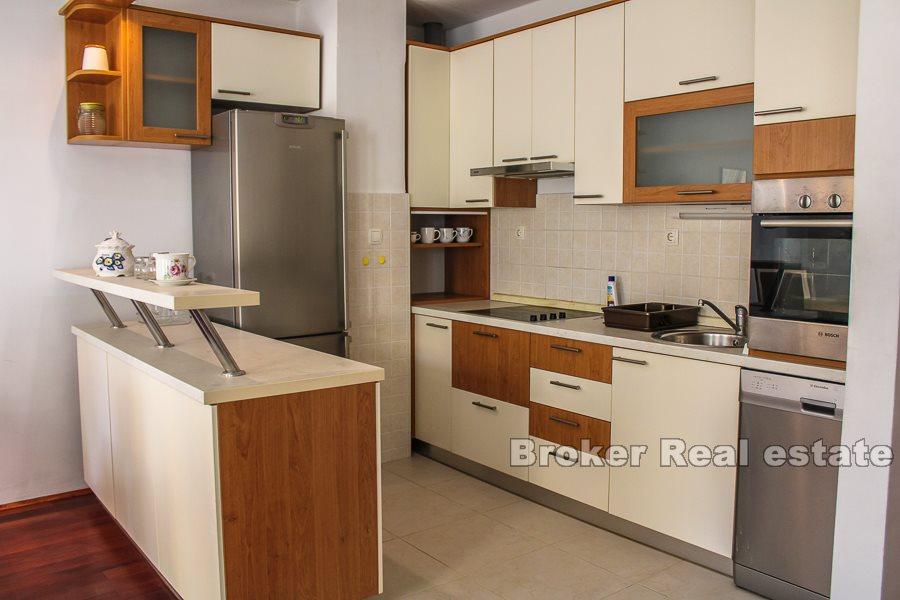 Split, Center, appartement de trois chambres
