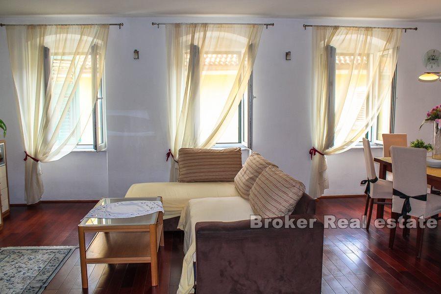 Split, Center, appartement de trois chambres
