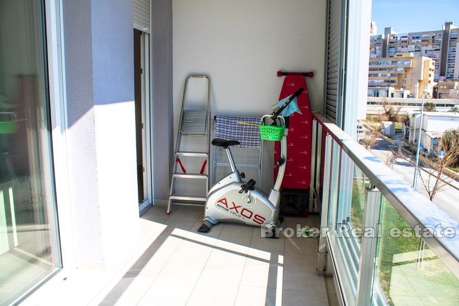 Split, Trstenik, moderne Wohnung mit einem Schlafzimmer