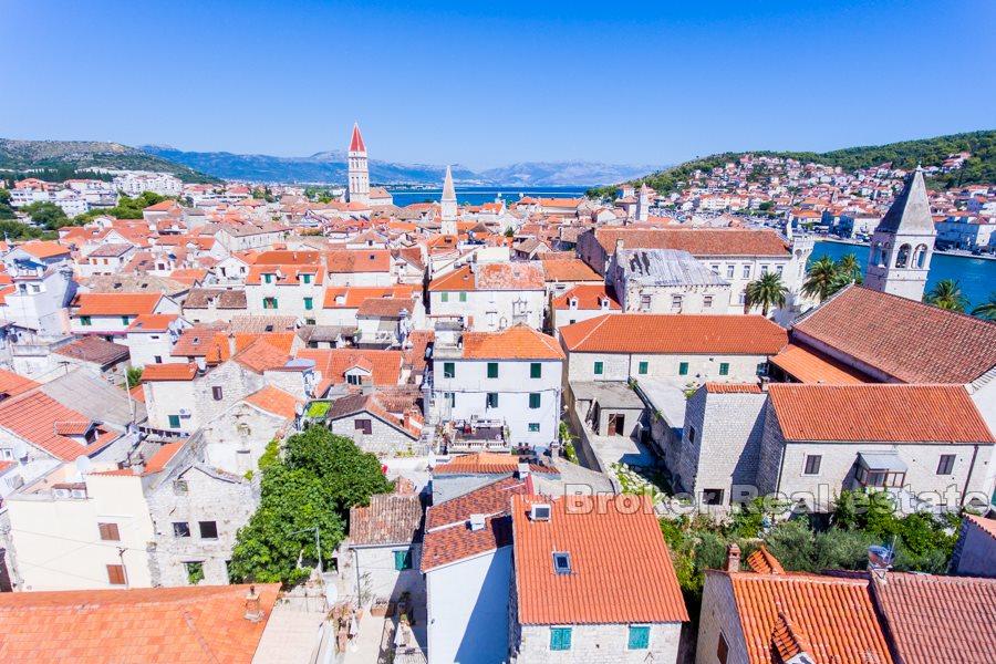 Trogir - Business premises for rent