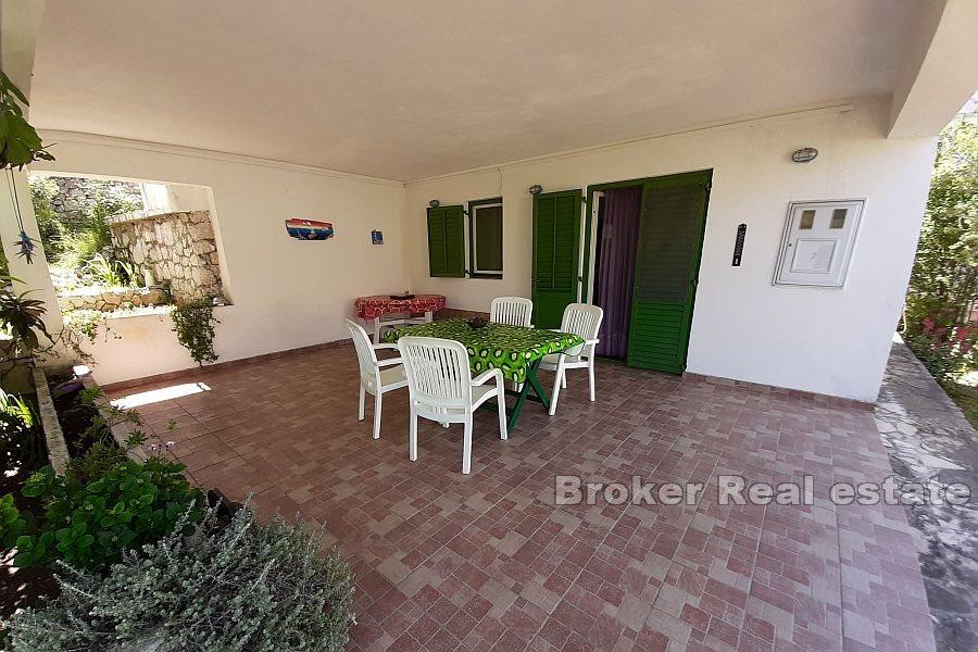 Ostrov Šolta - krásny, samostatne stojaci dom s výhľadom na more