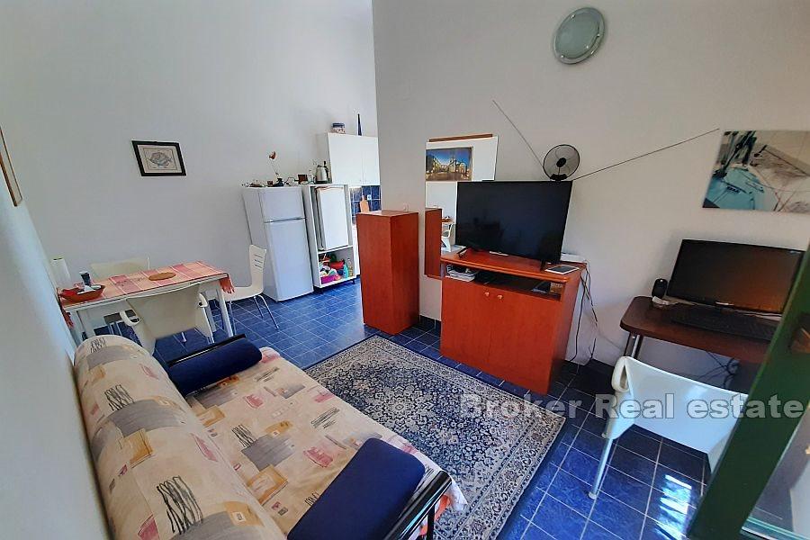 Ostrov Šolta - krásny, samostatne stojaci dom s výhľadom na more