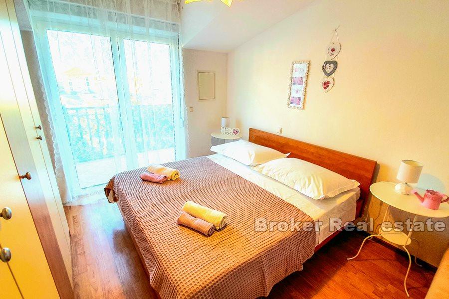 Near Split - Neu renovierte Doppelhaushälfte