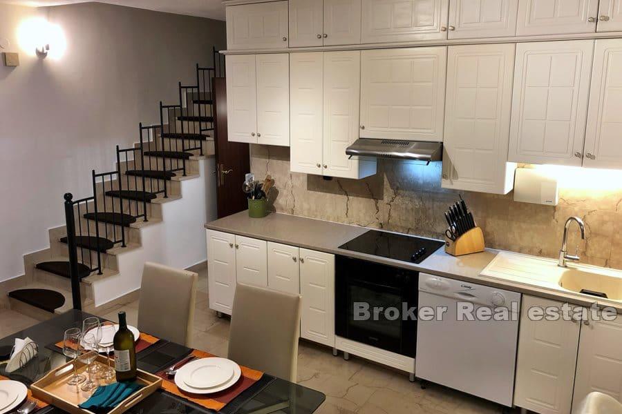 Сплит, Варос - Красивый трехэтажный дом