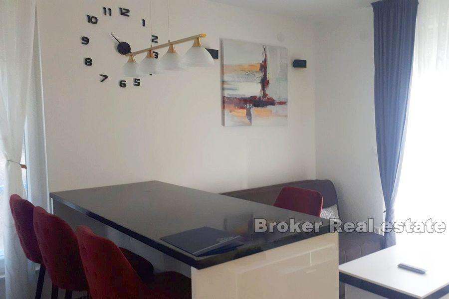 Split, Znjan, nowoczesny apartament z jedną sypialnią i widokiem na morze