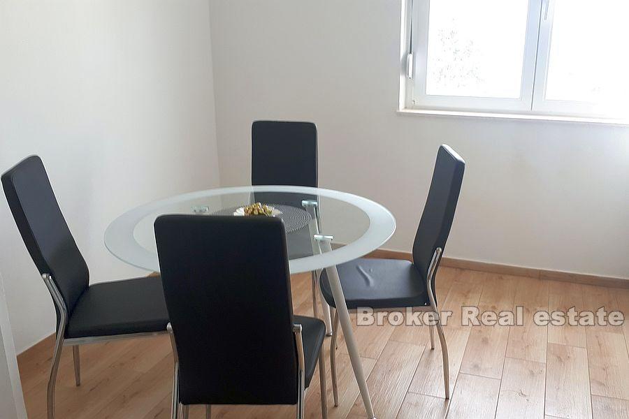 Split, Lokve, komfortowy apartament z jedną sypialnią i widokiem na morze