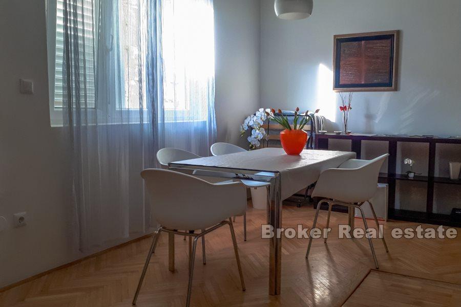 Split, Centrum, dvoupodlažní byt v kamenném domě