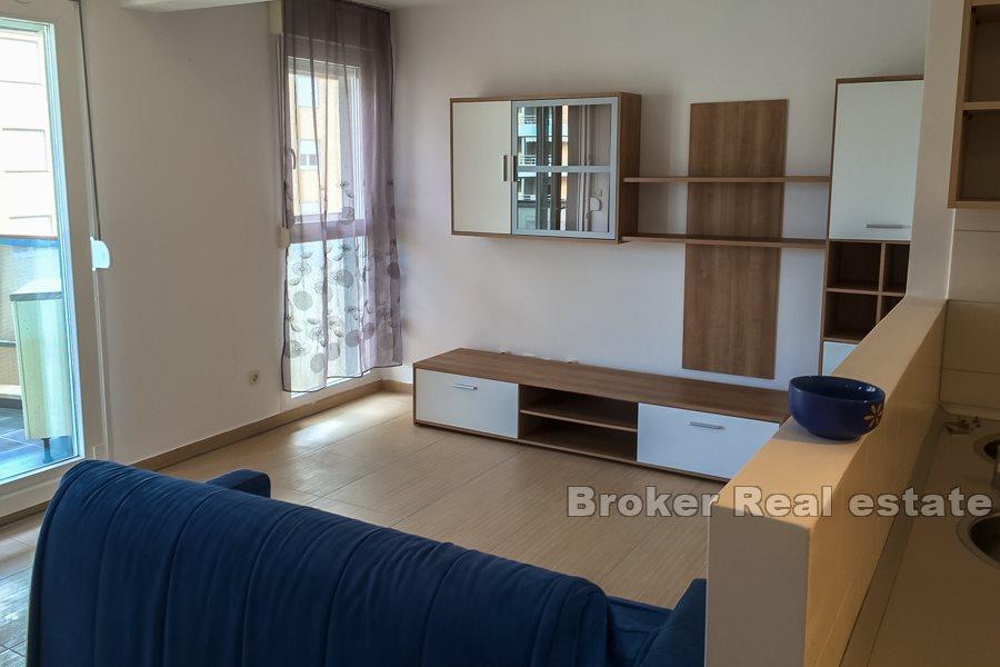 Split, Pazdigrad, sunčan jednosoban stan