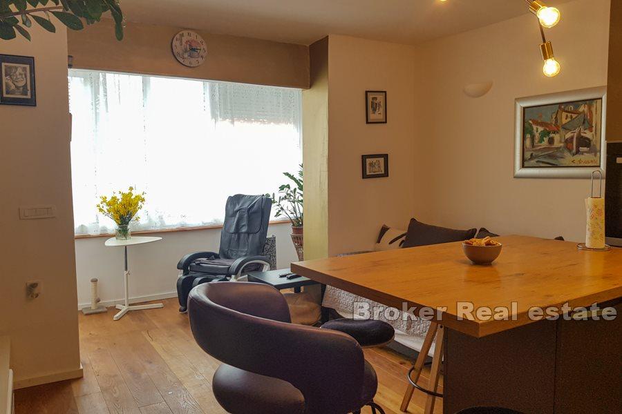 Split, Bacvice, nicely decorated apartment in a quiet street