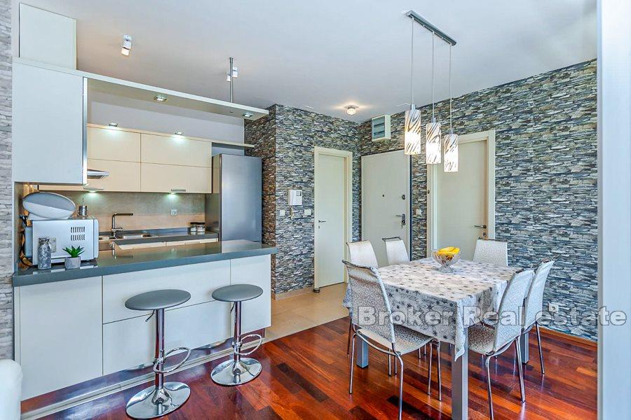 Split, Sukoisan, moderný trojizbový byt