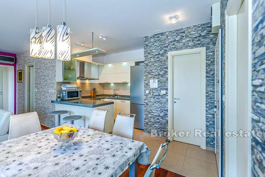 Split, Sukoisan, moderný trojizbový byt