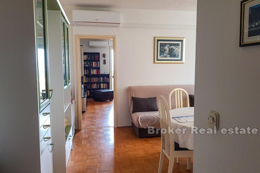 Split, Kman, trojizbový byt s výhľadom na mesto