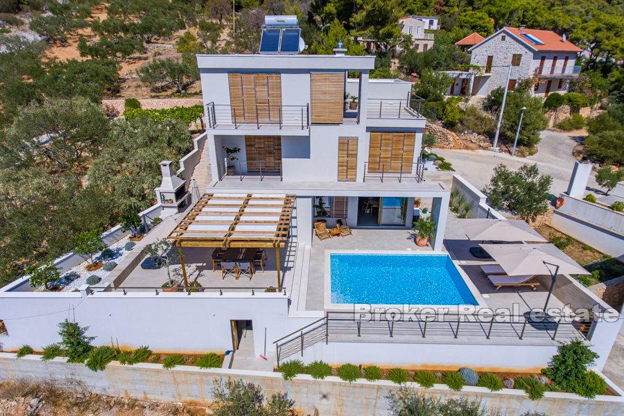 Øya Hvar, villa med basseng og havutsikt