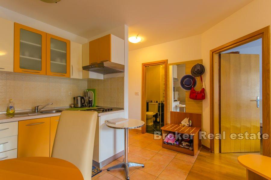 Ostrov Brač - Jednoložnicový apartmán v blízkosti pláže