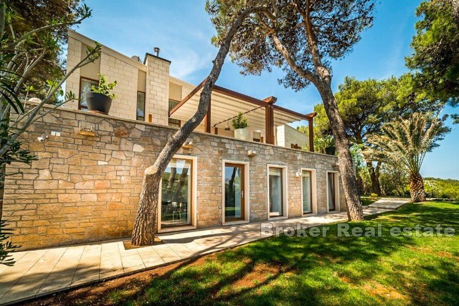 Île de Brac - Villa unique avec piscine