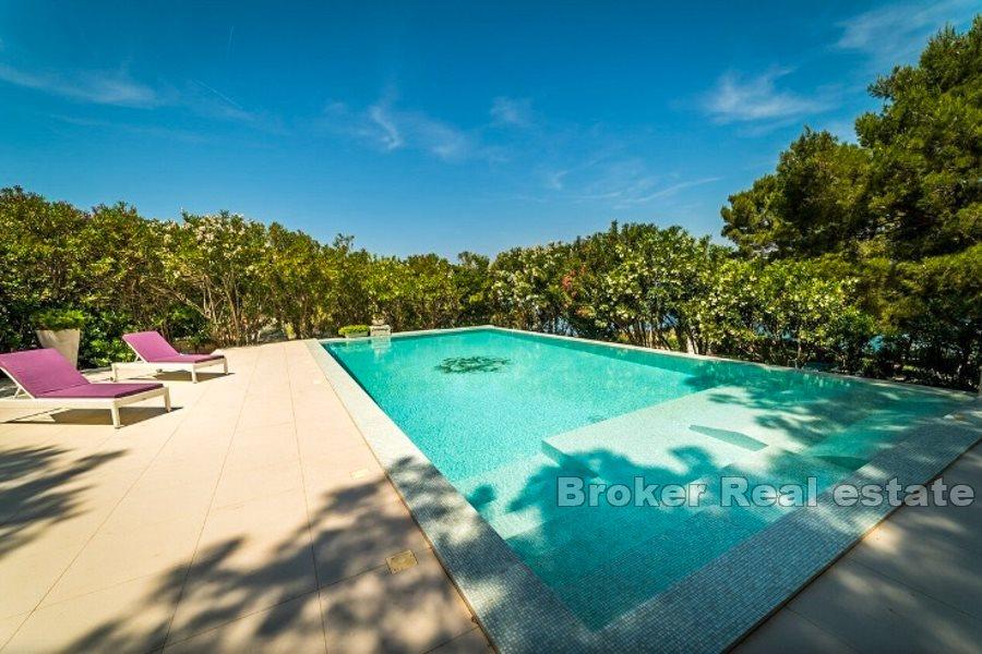 Île de Brac - Villa unique avec piscine