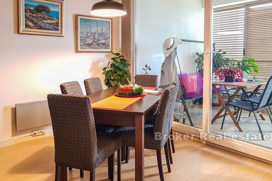 Split, Znjan - Nowoczesne mieszkanie z trzema sypialniami wysokiej jakości