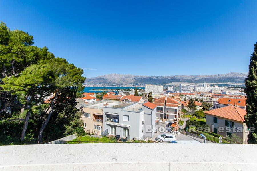 Split, Marjan - Penthouse s nerušeným výhľadom