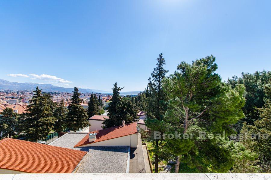 Split, Marjan - Penthouse s nerušeným výhľadom
