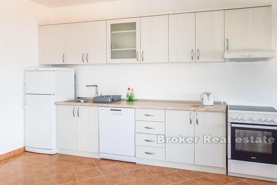 Wyspa Ciovo - Apartament z czterema sypialniami i widokiem na morze