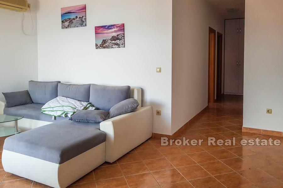 Wyspa Ciovo - Apartament z czterema sypialniami i widokiem na morze