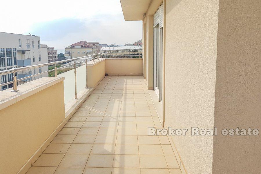 Split, Znjan - Duplex apartment with sea view