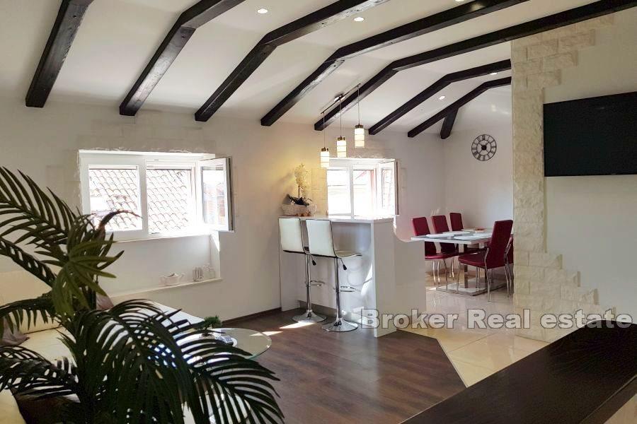 Split centre - Appartement mansardé confortable avec vue sur la ville