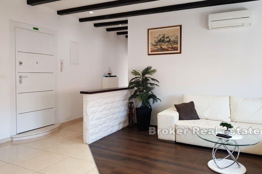 Centrum Splitu - Wygodne mieszkanie na poddaszu z widokiem na miasto