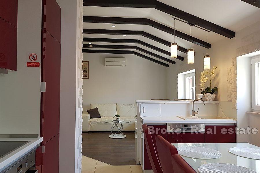 Centrum Splitu - Wygodne mieszkanie na poddaszu z widokiem na miasto