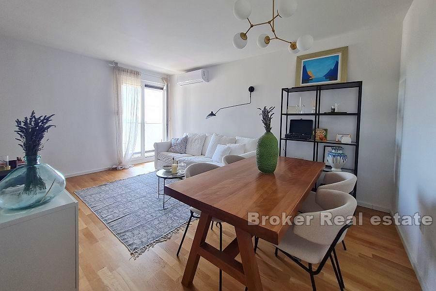 Split, Blatine - Современная трехкомнатная квартира с видом на море