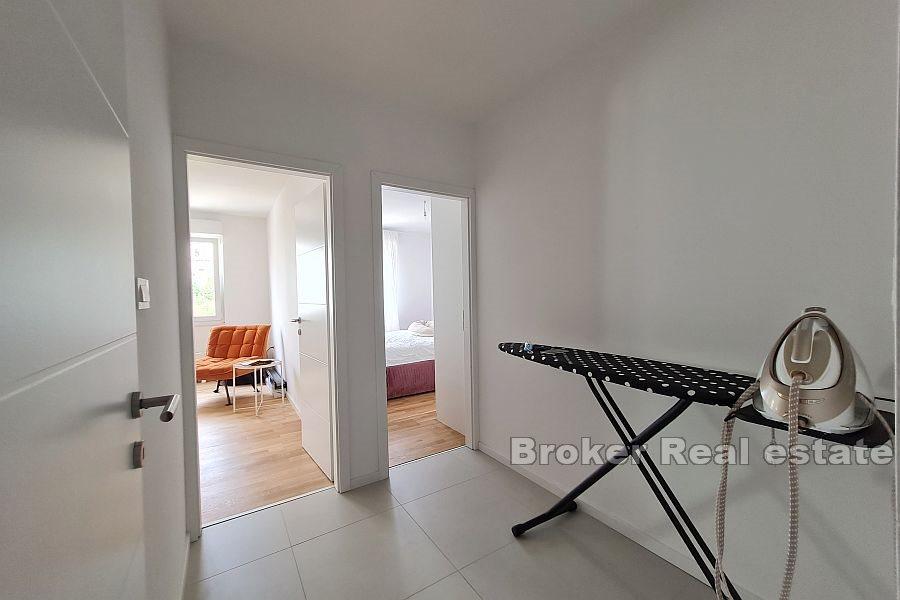 Split, Blatine - Современная трехкомнатная квартира с видом на море