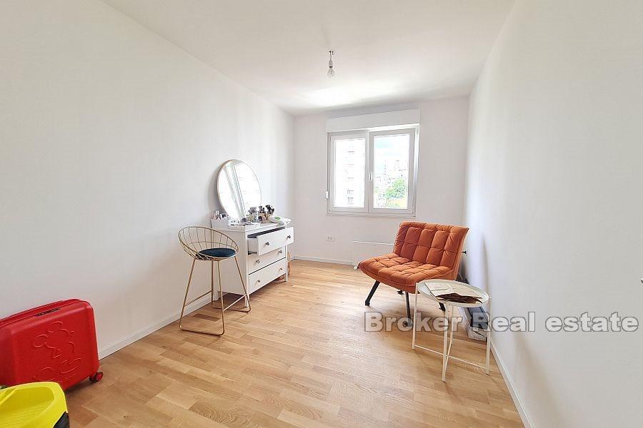 Split, Blatine - Современная трехкомнатная квартира с видом на море