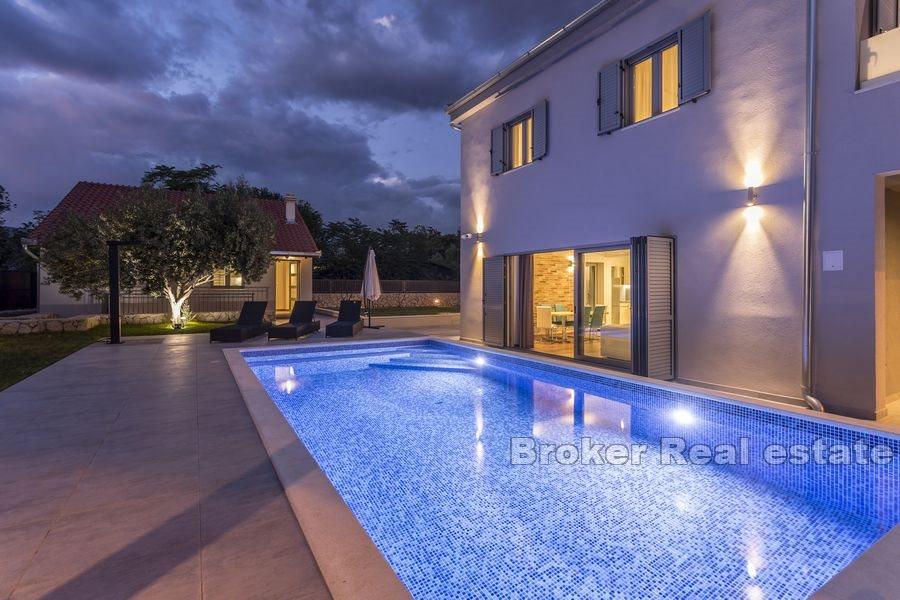 Split - Newly built modern house with pool